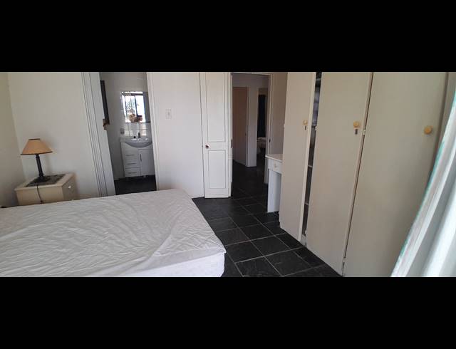 3 BEDROOM APARTMENT FOR SALE IN BEACON ROCKS